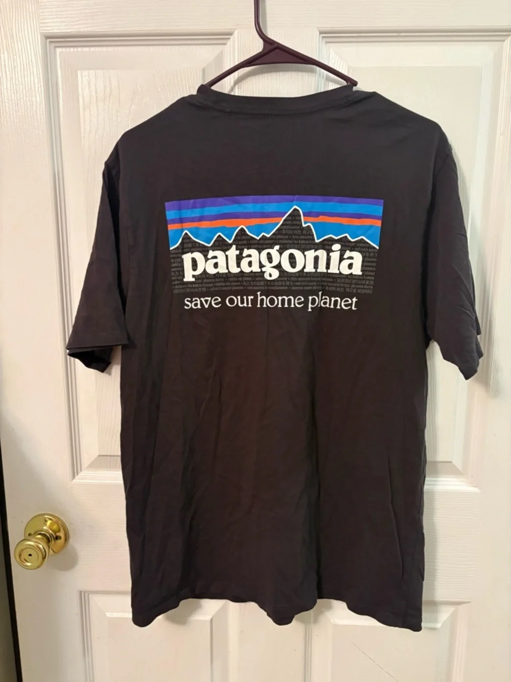 Patagonia Mens P-6 Mission Organic T-Shirt - Picture 3 of 4